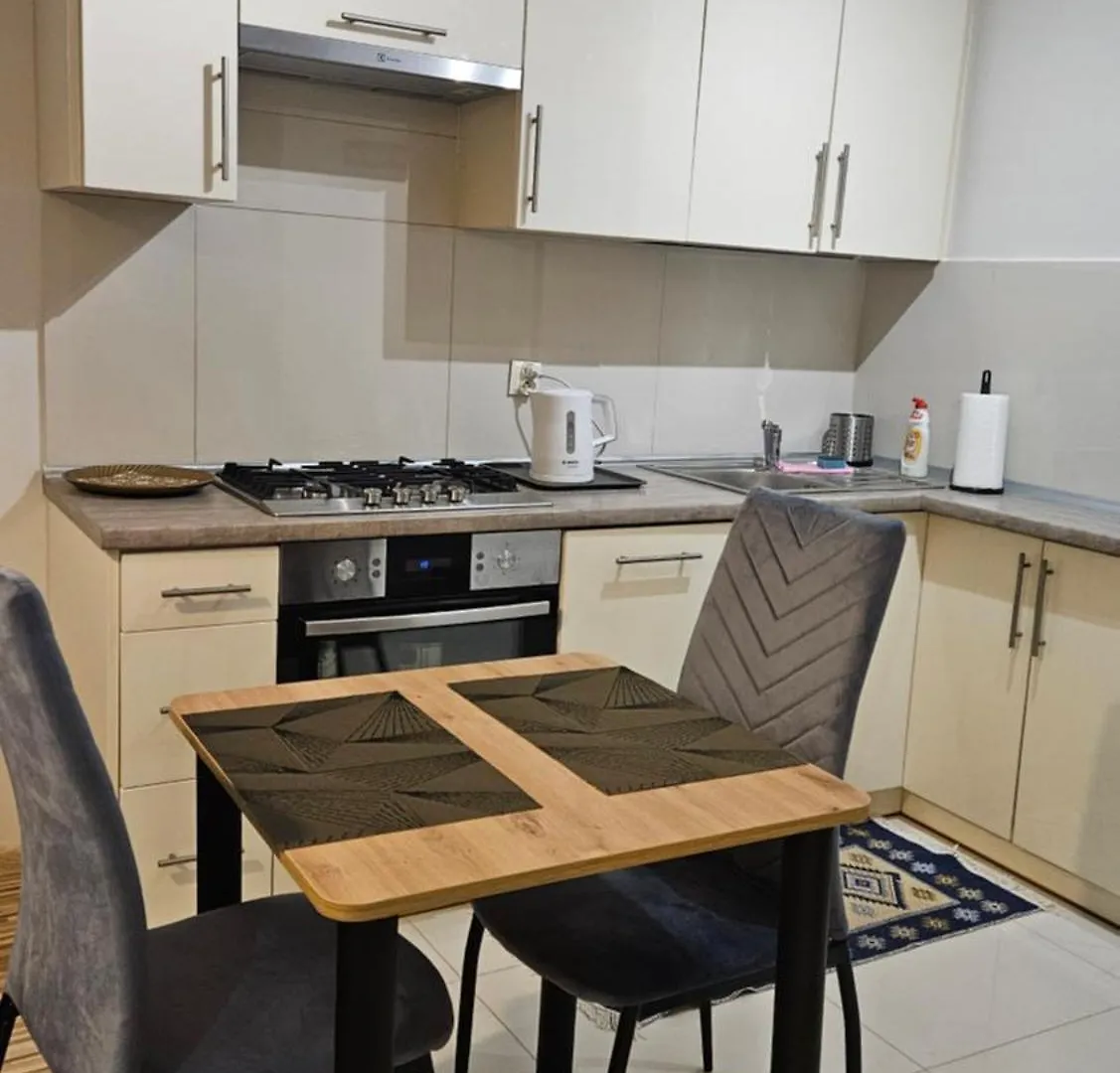 アパート Apartament Centrum Rondo Onz ワルシャワ